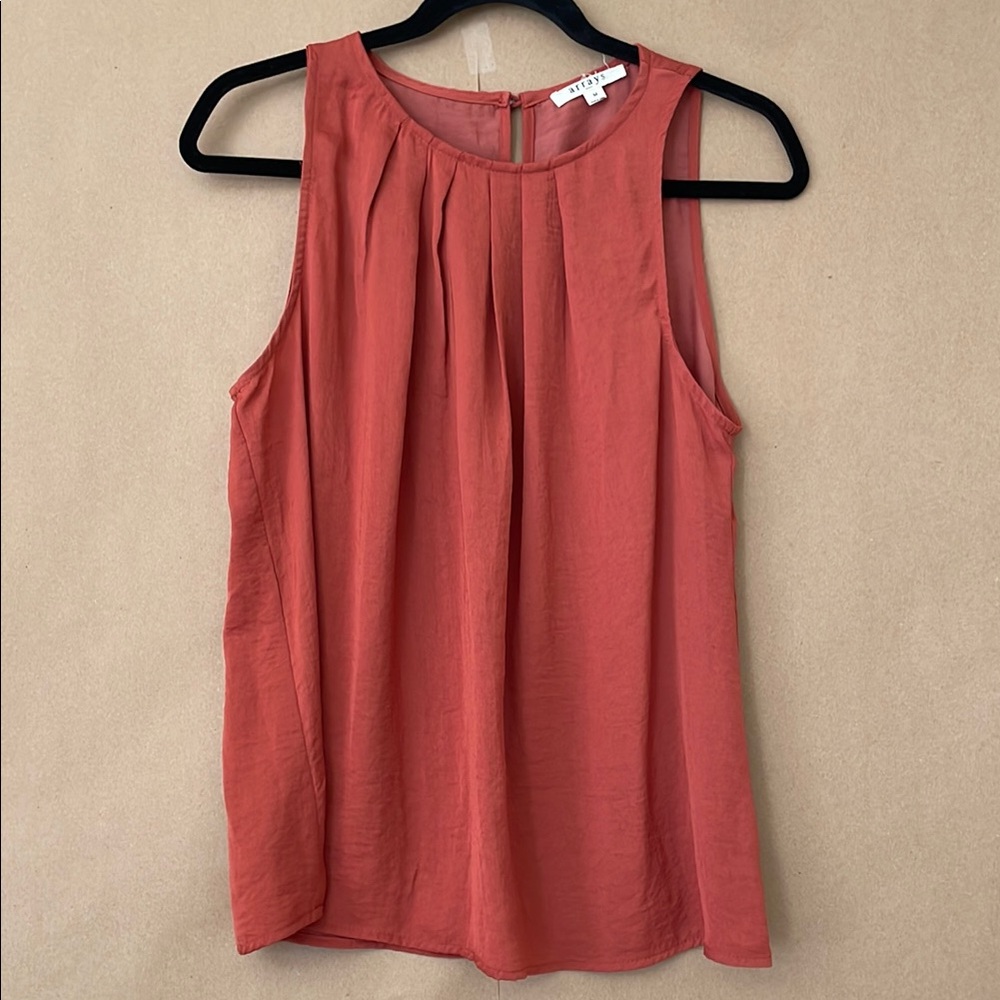 Arrays Sleeveless Blouse in Pumpkin